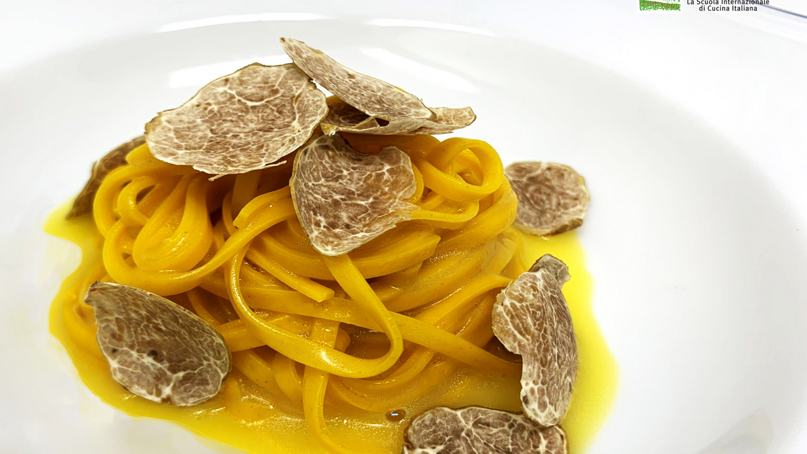 TAJARIN AL TARTUFO BIANCO