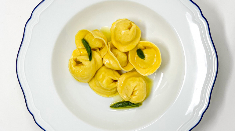 Cappellacci di zucca con burro e salvia