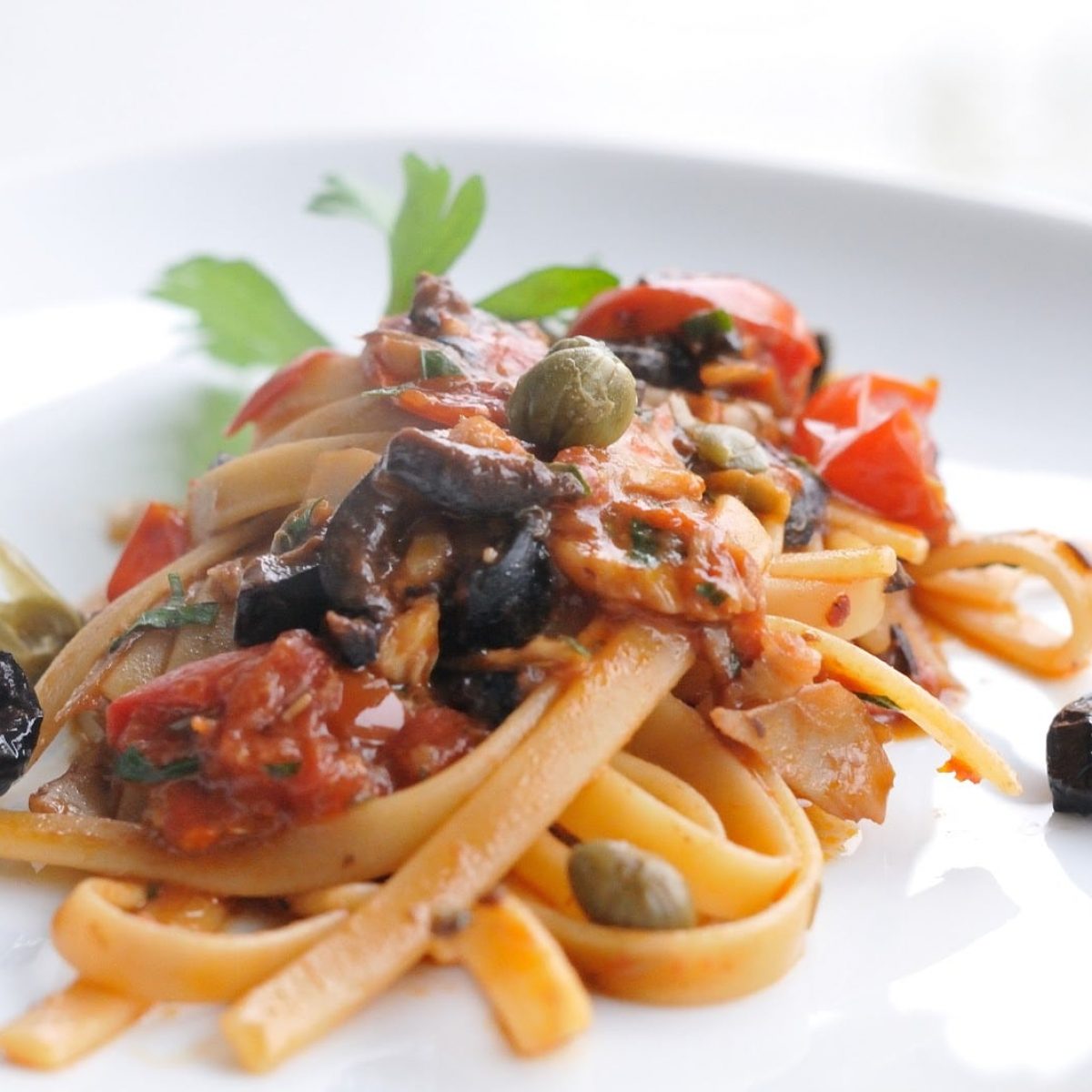 LINGUINE AL BACCALÀ LINGUINE AL BACCALÀ