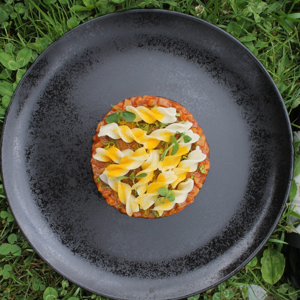 FUSILLONI DI MAIS BIANCO, RAGÙ DI JACK FRUIT, SOIA, YUZU, DI LUCA GUBELLI FUSILLONI DI MAIS BIANCO, RAGÙ DI JACK FRUIT, SOIA, YUZU, DI LUCA GUBELLI