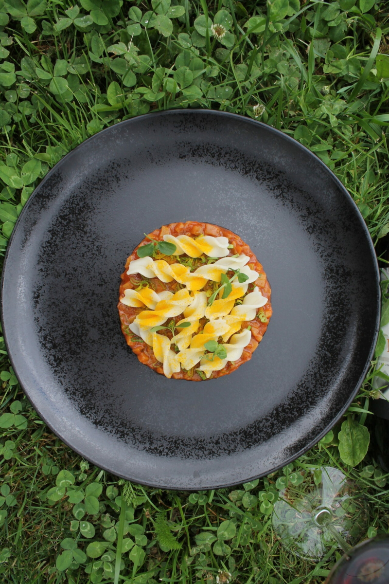 FUSILLONI DI MAIS BIANCO, RAGÙ DI JACK FRUIT, SOIA, YUZU, DI LUCA GUBELLI FUSILLONI DI MAIS BIANCO, RAGÙ DI JACK FRUIT, SOIA, YUZU, DI LUCA GUBELLI