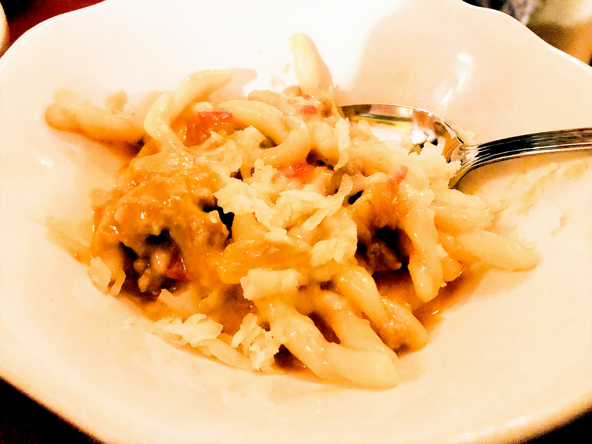 FILEJA CON SCAROLA, PICCADILLO, PROVOLONE E MACINATO DI MAIALE, DEL RISTORANTE FRAMMICHÈ